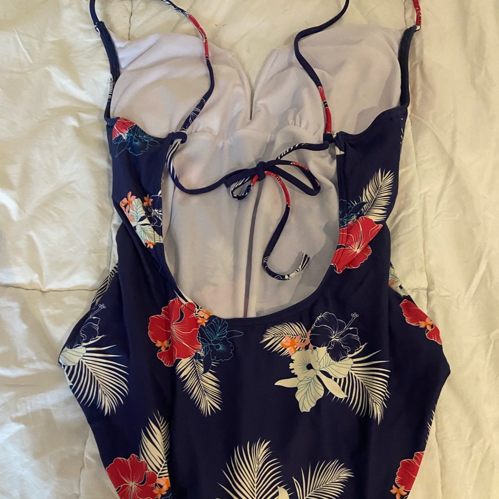 Onia one piece swim suit - Picture 2 of 3